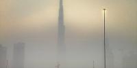 Una tormenta de polvo oscurece Dubai